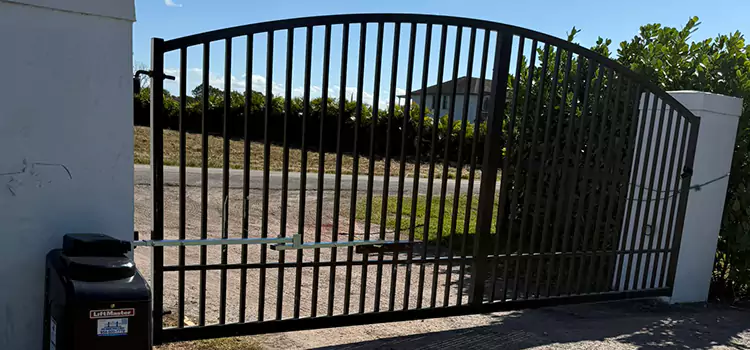 Driveway Fence Repair Eureka